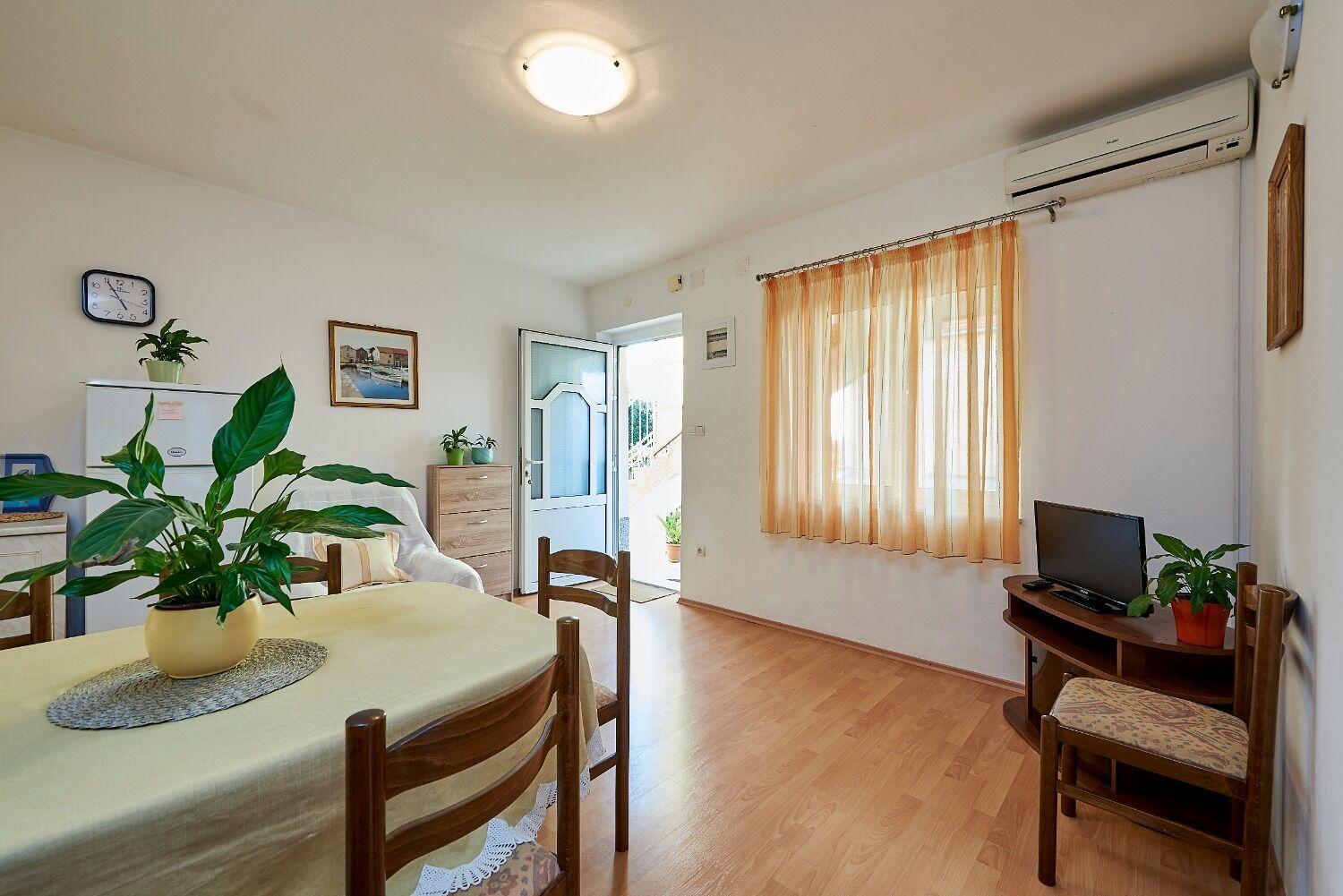 טרוגיר Apartment Ivanka מראה חיצוני תמונה
